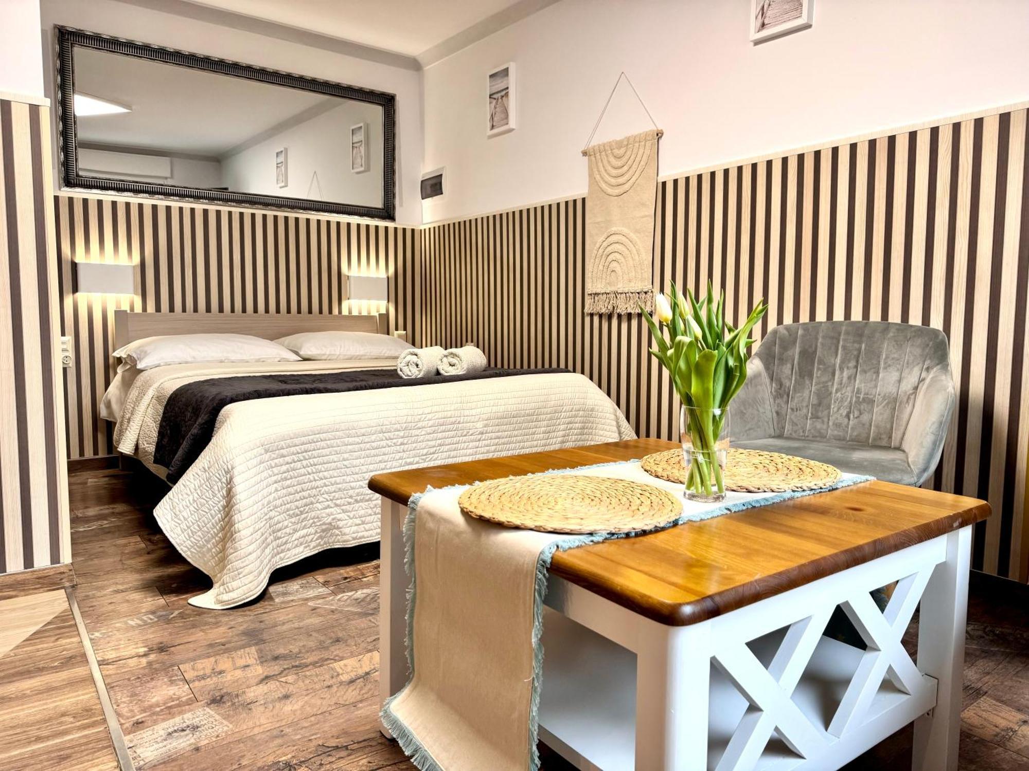Apartamenty Marea Rentals Beniowskiego Устка Екстериор снимка