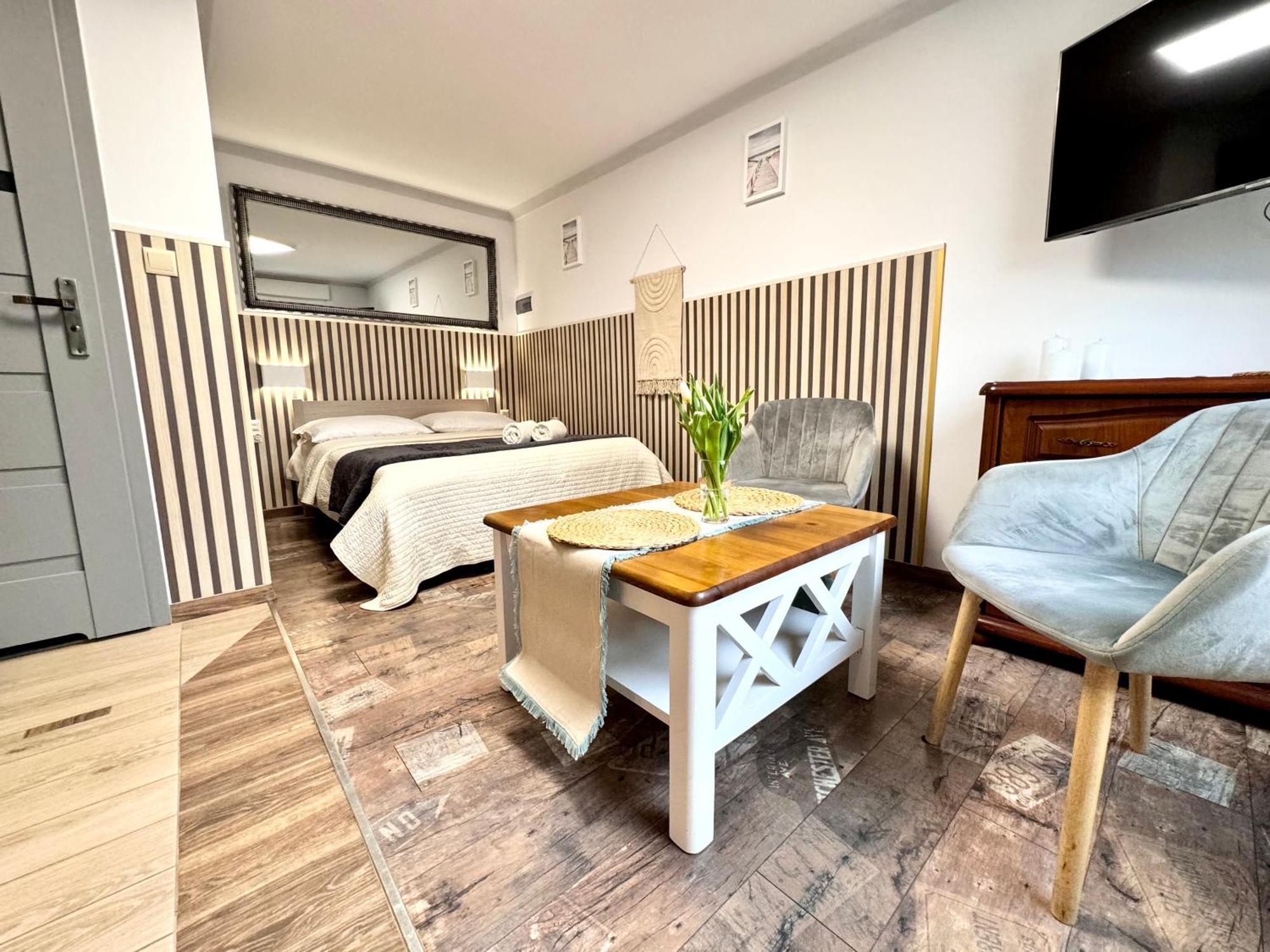 Apartamenty Marea Rentals Beniowskiego Устка Екстериор снимка