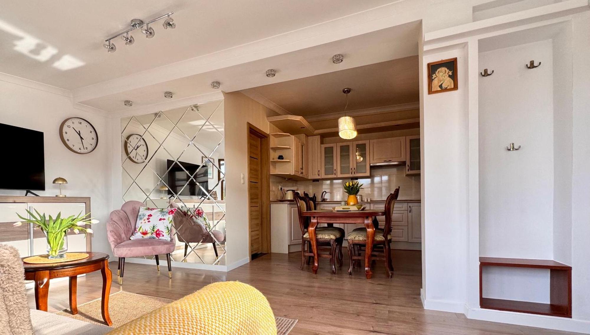 Apartamenty Marea Rentals Beniowskiego Устка Екстериор снимка